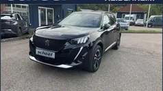Lackierung schwarz perla nera/ty (metallic) Gebraucht 2021 Peugeot e-2008 GT SUV | 19.290 € (Fairer Preis)