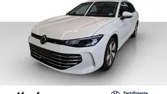 Pure white Gebraucht 2025 VW Passat Business Kombi | 38.390 € (Superpreis)
