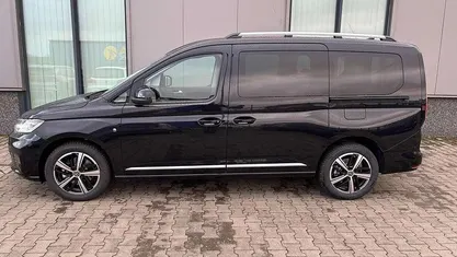 Perleffektlackierung deepblack Neu 2025 VW Caddy Maxi Style Van / Kleinbus | 36.284 € (Guter Preis)