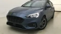 Chromablau metallic (metallic) Gebraucht 2020 Ford Focus ST-Line Kombi | 27.950 €