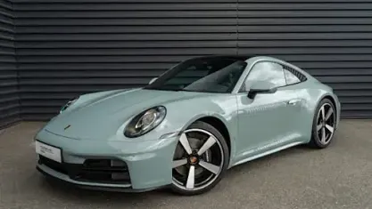 Gebraucht Porsche 911 Carrera 394 PS (289 kW) 2026 Shadegreenmetallic Coupé