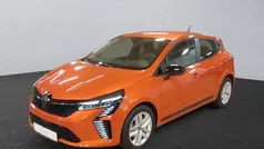 Valenciaorange Gebraucht 2024 Renault Clio V Evolution Kleinwagen | 19.290 € (Fairer Preis)