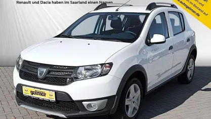 Gebraucht Dacia Sandero Stepway Ambiance 90 PS (66 kW) 2016 Weiß Limousine