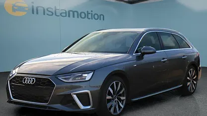 Grau Gebraucht 2023 Audi A4 Kombi | 29.499 € (Fairer Preis)