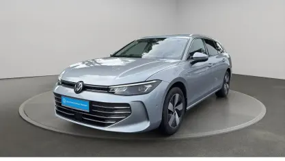 Gebraucht VW Passat Business 150 PS (110 kW) 2025 Oyster silver metallic Kombi