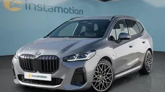 Grau Gebraucht 2023 BMW 220 Active Tourer Van / Kleinbus | 29.449 € (Fairer Preis)