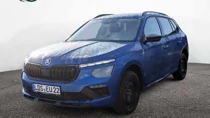 Blau Neu 2025 Skoda Kamiq Selection SUV | 34.990 € (Teuer)