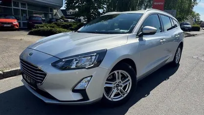 Silber Gebraucht 2021 Ford Focus Cool & Connect Kombi | 15.490 € (Guter Preis)