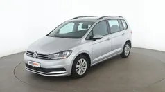 Grau Gebraucht 2020 VW Touran Comfortline Van / Kleinbus | 23.740 € (Fairer Preis)