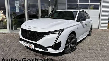 Weiss Gebraucht 2024 Peugeot 308 GT Kombi | 28.890 € (Fairer Preis)