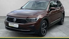 Braun Gebraucht 2023 VW Tiguan Life SUV | 33.890 € (Superpreis)