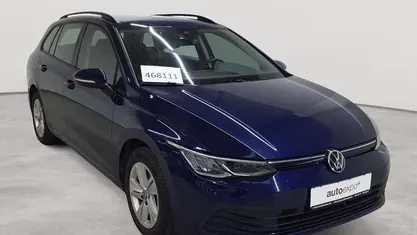 Second-hand VW Golf VIII Life 131 CP (96 kW) 2022 Albastru Break