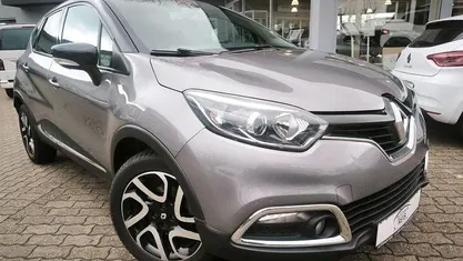 Gebraucht Renault Captur Luxe 118 PS (86 kW) 2016 SUV