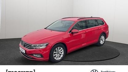 Używany VW Passat Business 122 KM (89 kW) 2023 Czerwony Kombi
