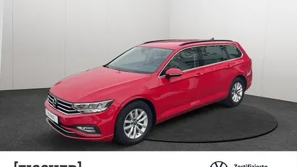 Occasion VW Passat Business 122 PK (89 kW) 2023 Rood Stationwagen