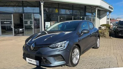 Gebraucht Renault Clio V Zen 91 PS (66 kW) 2021 Titaniumgrau metallic (grau) Limousine