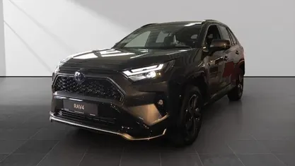 Gebraucht 2025 Toyota RAV4 Hybrid Comfort SUV | 51.980 € (Superpreis)