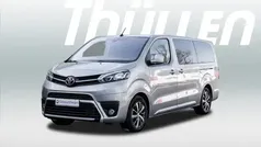 Grau Gebraucht 2023 Toyota Proace Verso Kombi | 32.980 € (Guter Preis)