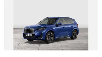 Neu BMW iX1 M Sport 150 kW (204 PS) 2026 Blau SUV