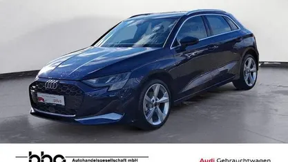 Gebraucht Audi A3 Advanced 116 PS (85 kW) 2025 Navarrablau metallic Kombi