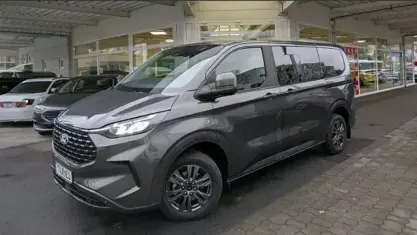 Gebraucht Ford Tourneo Custom 136 PS (100 kW) 2025 Grau Van
