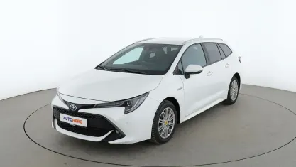 Gebraucht Toyota Corolla Club 180 PS (132 kW) 2019 Weiß Kombi