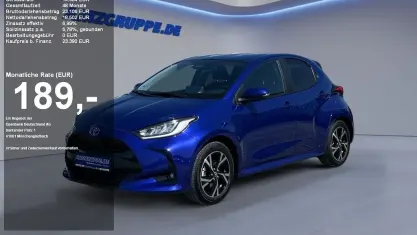 Gebraucht Toyota Yaris Hybrid Style 116 PS (85 kW) 2025 Juniper blau met Kleinwagen