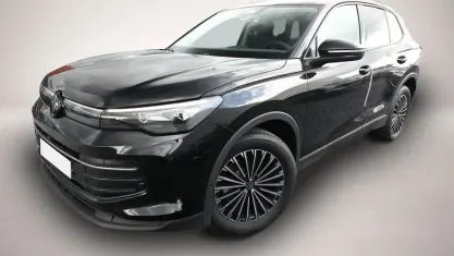 Neu VW Tiguan IQ Drive 150 PS (110 kW) 2026 Schwarz SUV