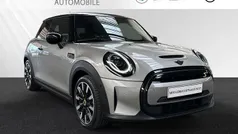 Melting silver metallic Gebraucht 2023 Mini Cooper SE Kleinwagen | 21.500 € (Fairer Preis)