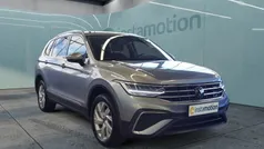 Silber Gebraucht 2024 VW Tiguan Allspace Life SUV | 37.450 € (Fairer Preis)
