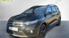 Gebraucht 2022 Dacia Jogger Extreme Van / Kleinbus | 17.480 € (Fairer Preis)