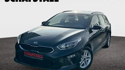 Gebraucht Kia Ceed Sportswagon Comfort 136 PS (100 kW) 2019 Schwarz (black pearl) Kombi