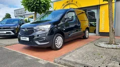 Schwarz Gebraucht 2021 Opel Combo Edition Van / Kleinbus | 17.450 € (Fairer Preis)