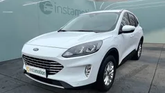 Weiß Gebraucht 2022 Ford Kuga Titanium SUV | 26.990 € (Fairer Preis)