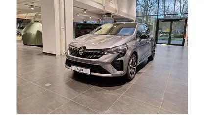 Gebraucht 2025 Renault Clio V Techno Kleinwagen | 19.998 € (Fairer Preis)