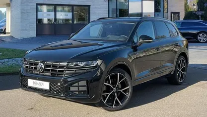 Neu VW Touareg R-line 330 PS (242 kW) 2025 Schwarz SUV