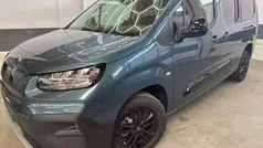Blau Neu 2025 Fiat Doblò Style Van / Kleinbus | 31.890 € (Fairer Preis)