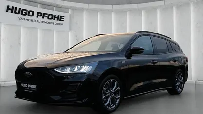 Schwarz Gebraucht 2024 Ford Focus ST-Line X Kombi | 24.450 € (Fairer Preis)