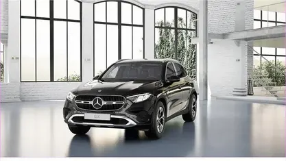 Begagnad Mercedes GLC300e Avantgarde 197 HK (144 kW) 2025 Svart