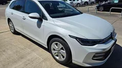 Gebraucht 2024 VW Golf VIII Life Kombi | 27.980 € (Fairer Preis)