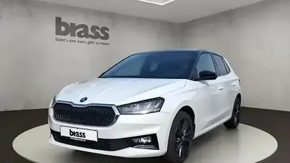 Gebraucht Skoda Fabia Style 110 PS (80 kW) 2022 Moonweiß perleffekt / blackmagic perleffekt Kleinwagen