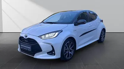 Gebraucht 2020 Toyota Yaris Hybrid Style Kleinwagen | 19.990 € (Fairer Preis)
