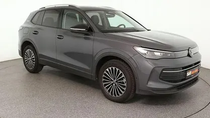 Gebraucht VW Tiguan Goal 150 PS (110 kW) 2025 Grau SUV