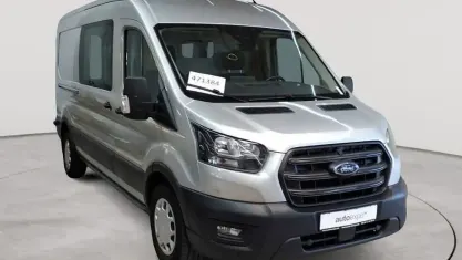 Gebraucht Ford Transit Trend 170 PS (125 kW) 2023 Moondust silver metallic Van