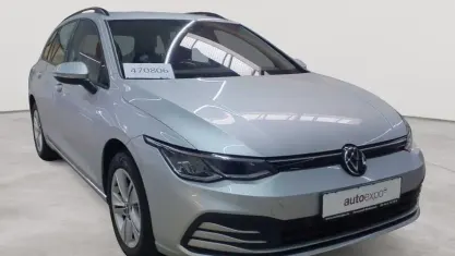 Gebraucht VW Golf VIII Life 115 PS (84 kW) 2022 Reflexsilber metallic Kombi