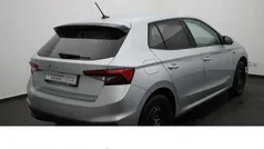 Brilliantsilber metallic Gebraucht 2024 Skoda Fabia Drive Limousine | 19.290 € (Fairer Preis)