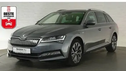 Gebraucht Skoda Superb LAURIN & KLEMENT 218 PS (160 kW) 2023 Graphite grau Kombi