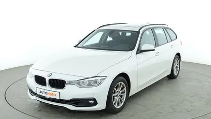 Weiß Gebraucht 2019 BMW 320 Advantage Kombi | 18.420 € (Superpreis)