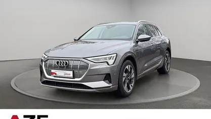 Gebraucht Audi e-tron Advanced 300 kW (408 PS) 2022 Taifungrau metallic SUV