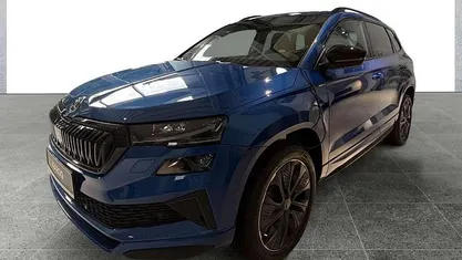 Blau Neu 2025 Skoda Karoq SportLine SUV | 36.400 € (Fairer Preis)